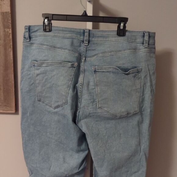 DL1961 Women's Straight Leg Jeans - Light Blue - Picture 4 of 9